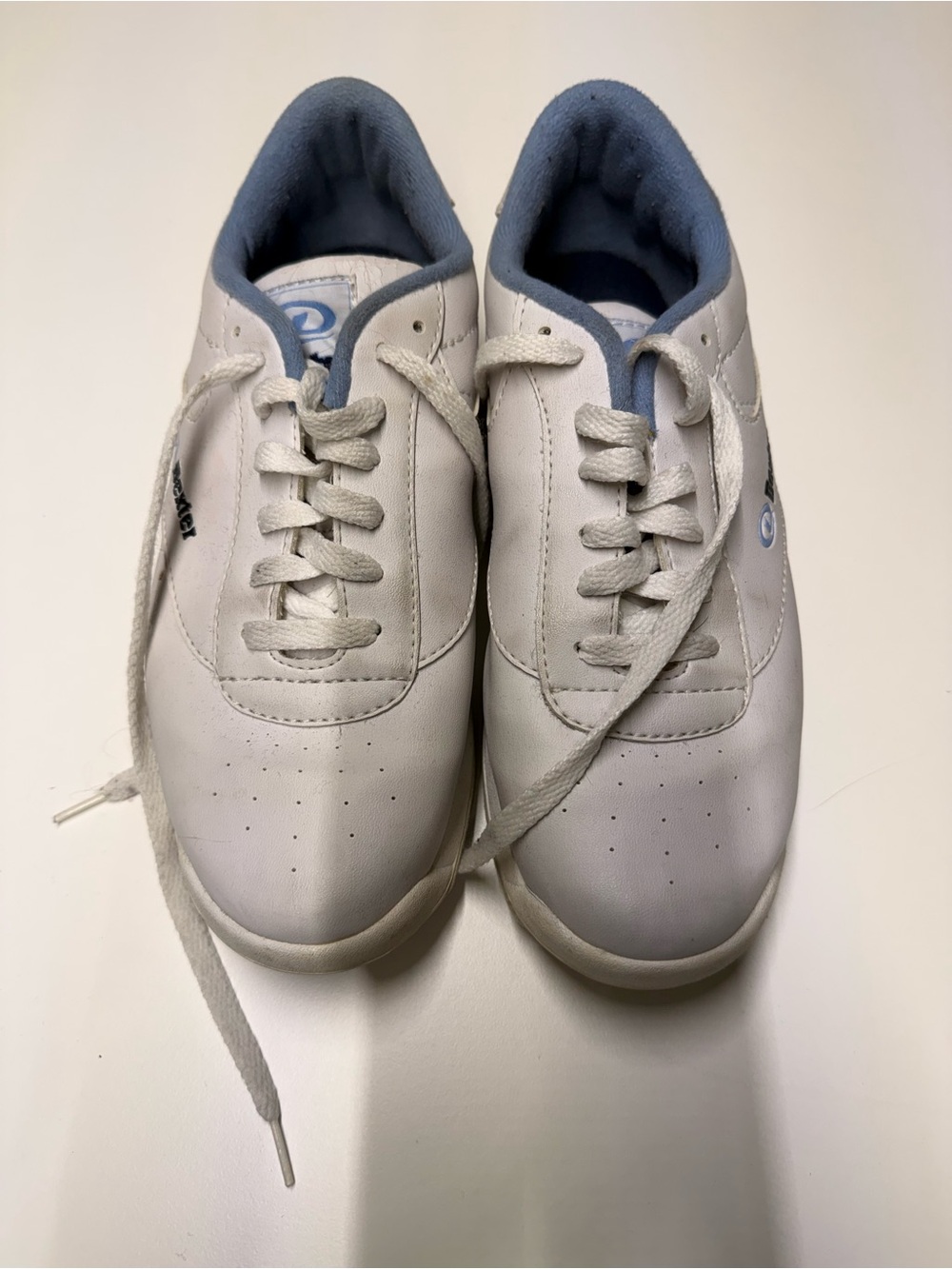 Dexter White Leather Bowling Shoes with Blue Lining